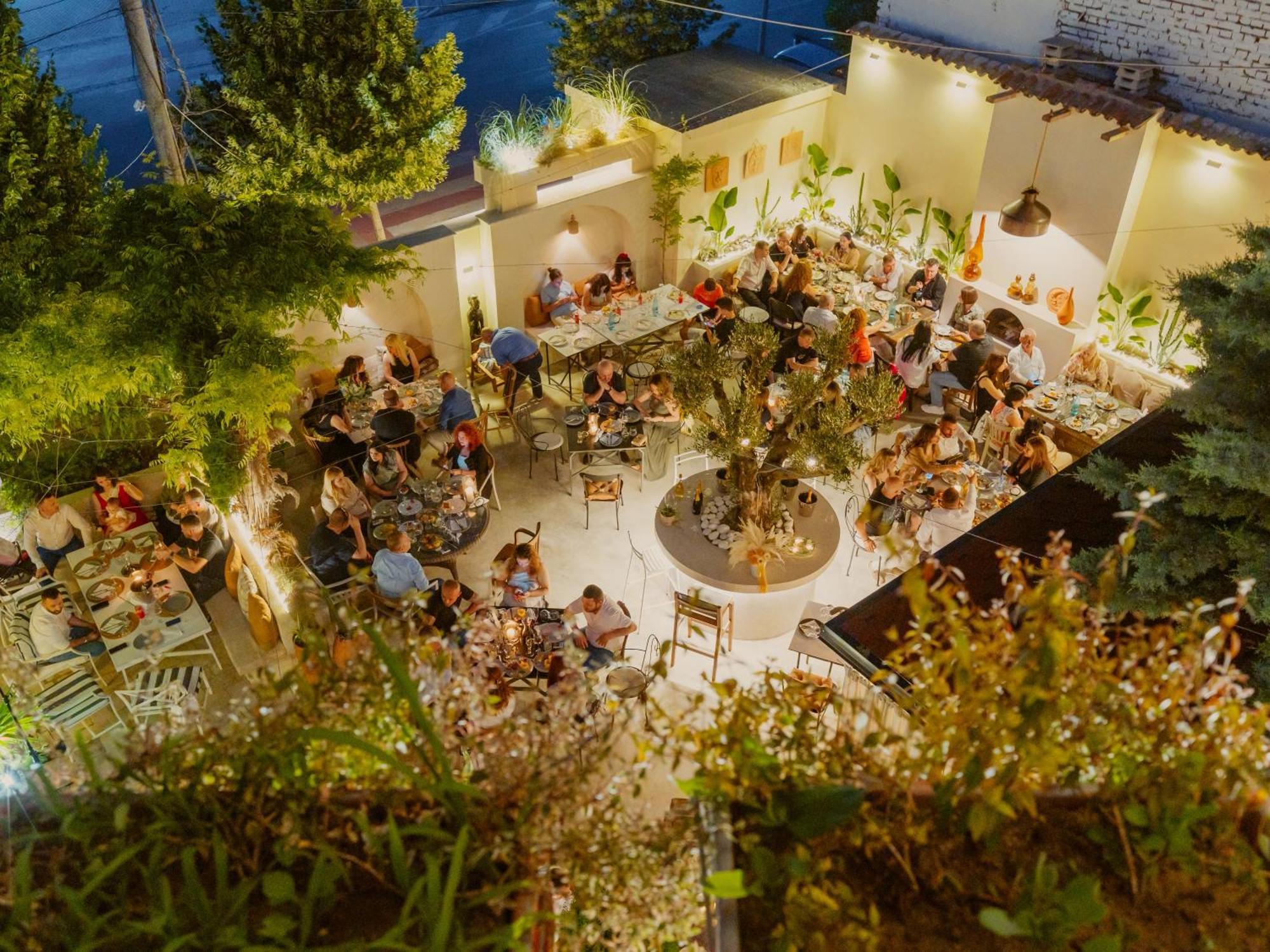 Barba Boutique Hotel Корча Екстер'єр фото