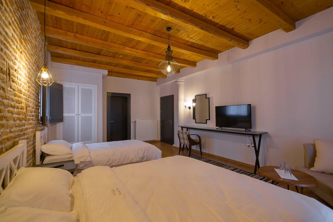 Barba Boutique Hotel Корча Екстер'єр фото