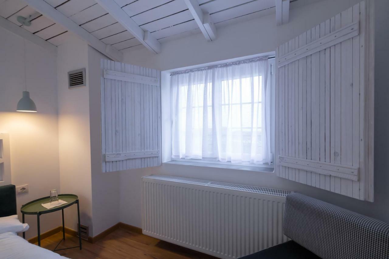 Barba Boutique Hotel Корча Екстер'єр фото