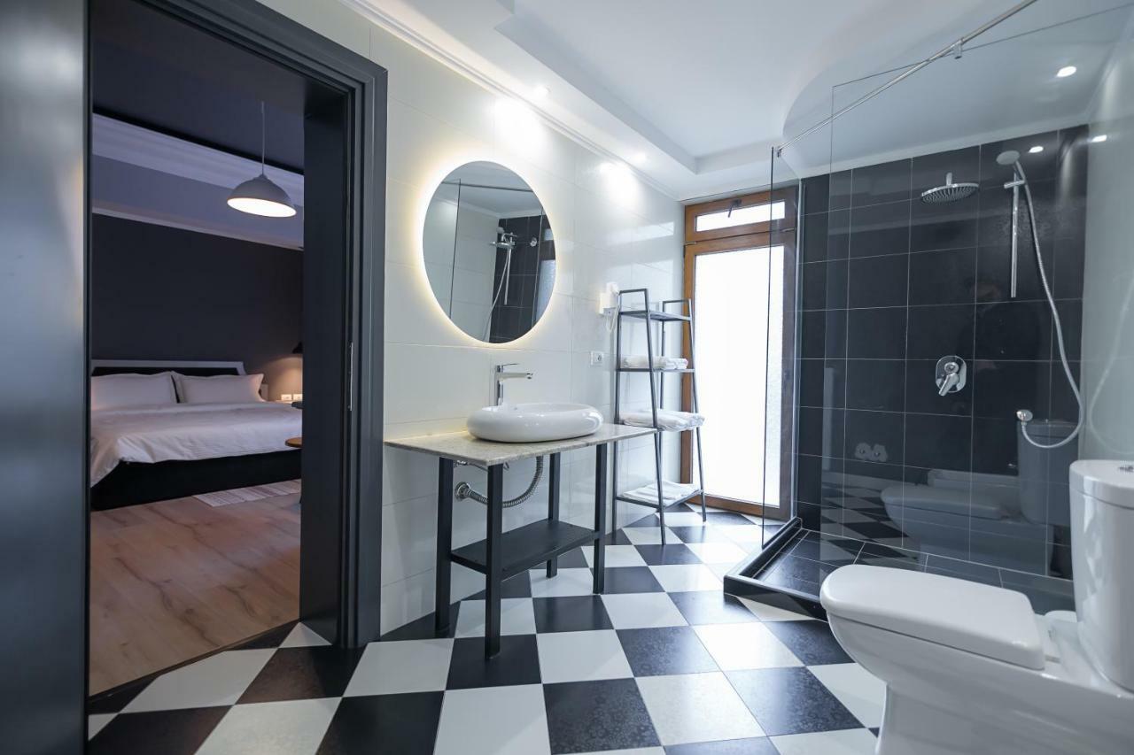 Barba Boutique Hotel Корча Екстер'єр фото